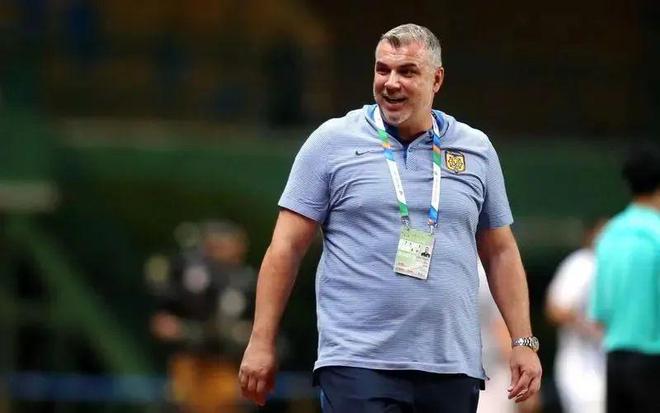 柏林联合VS沃尔夫斯堡赛事预测英超预测：伯恩茅斯vs切尔西比分推荐 伯恩茅斯惨遭五连不胜，切尔西近期表现受阻